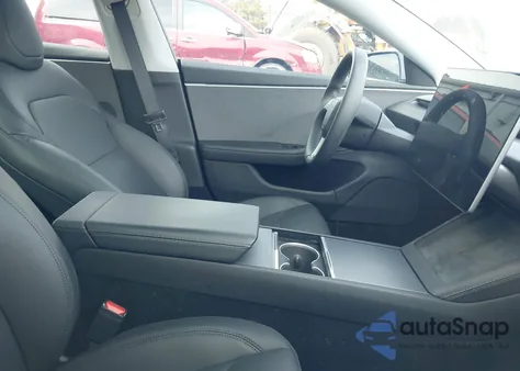 2024 Tesla Model 3 Long Range Dual Motor All-Wheel Drive/Rear-Wheel Drive from USA, damaged, VIN 5YJ3E1EA4RF742745